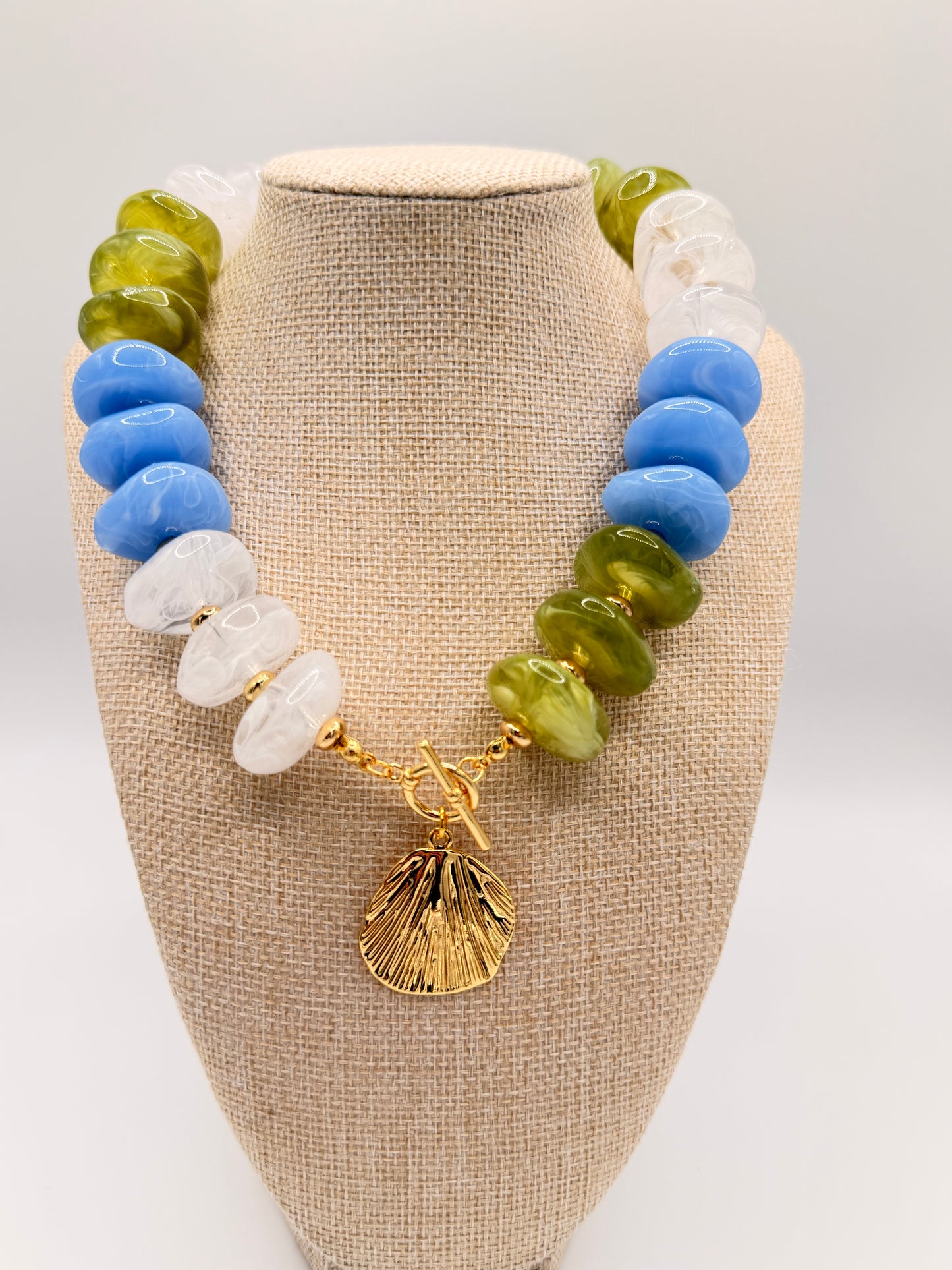 Calista Necklace w/ Shell Pendant