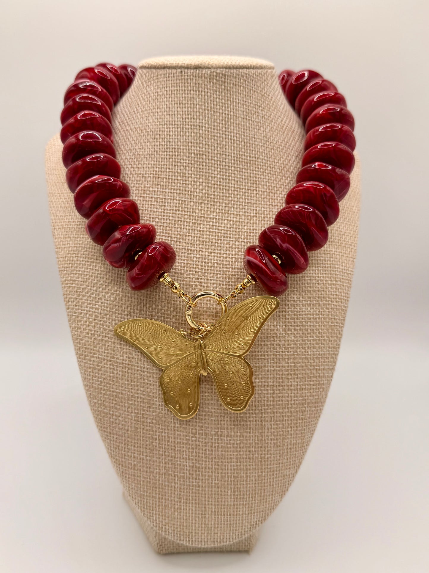Calista Necklace w/ Large Butterfly